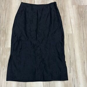 Elegant Cest City Black Floral silk linen blend Women's maxi Skirt